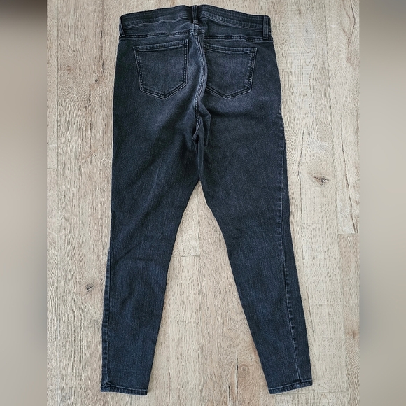 Torrid premium  sky high skinny jeans  12 regular - Picture 4 of 6